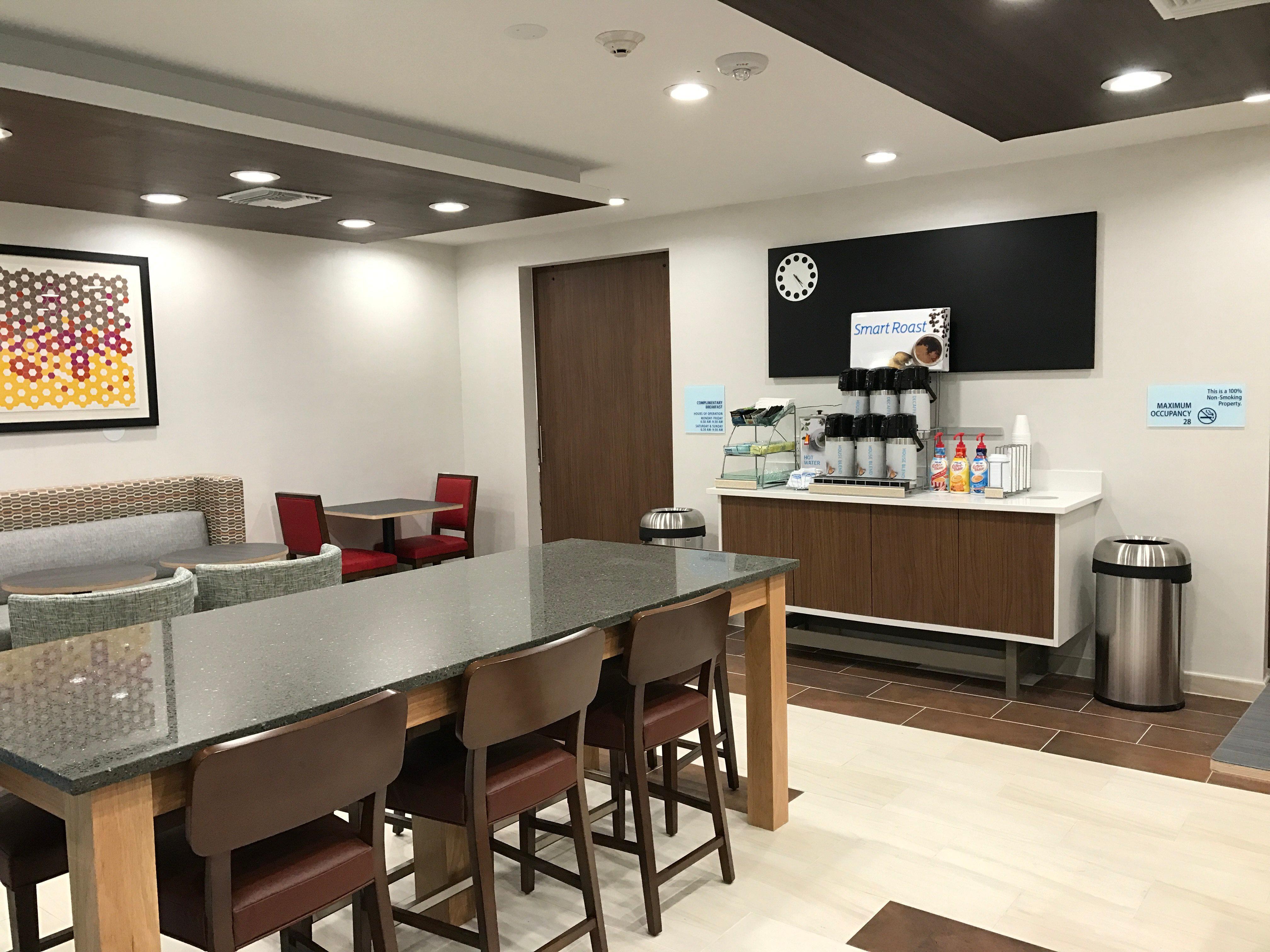 Holiday Inn Express - Naples South - I-75 By Ihg Golden Gate Екстериор снимка